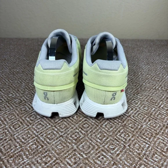 On Cloud 5 Womens 9.5 Shoes Yellow Running Walking Gym Swiss Sneaker Athletic - Picture 4 of 8